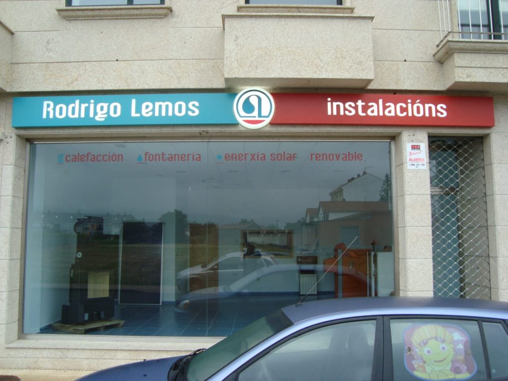 LUMINOSO COMPOSITE TEXTOS METACRILATO LED (3)